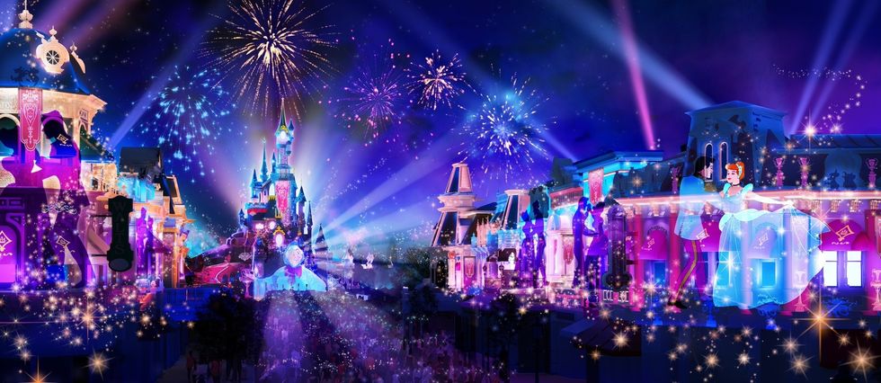 disneyland paris nighttime show