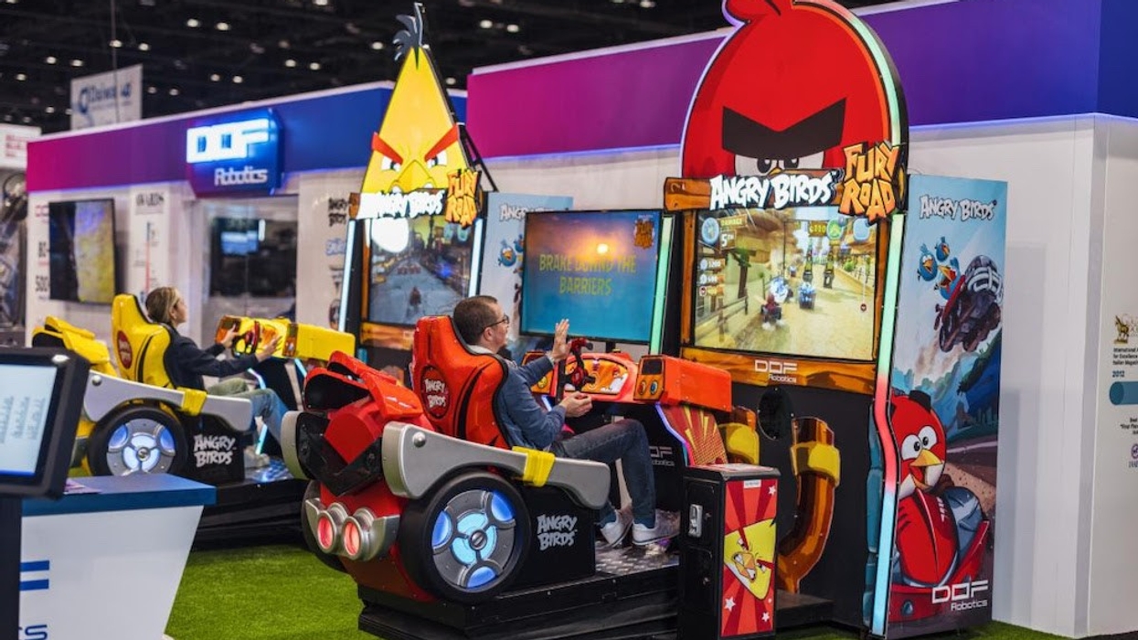 DOF IAAPA booth