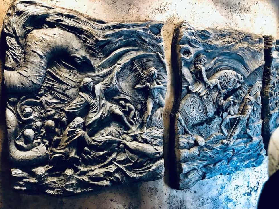 Dok-Ondar's Den of Antiquities Star Wars: Galaxy's Edge Easter Eggs