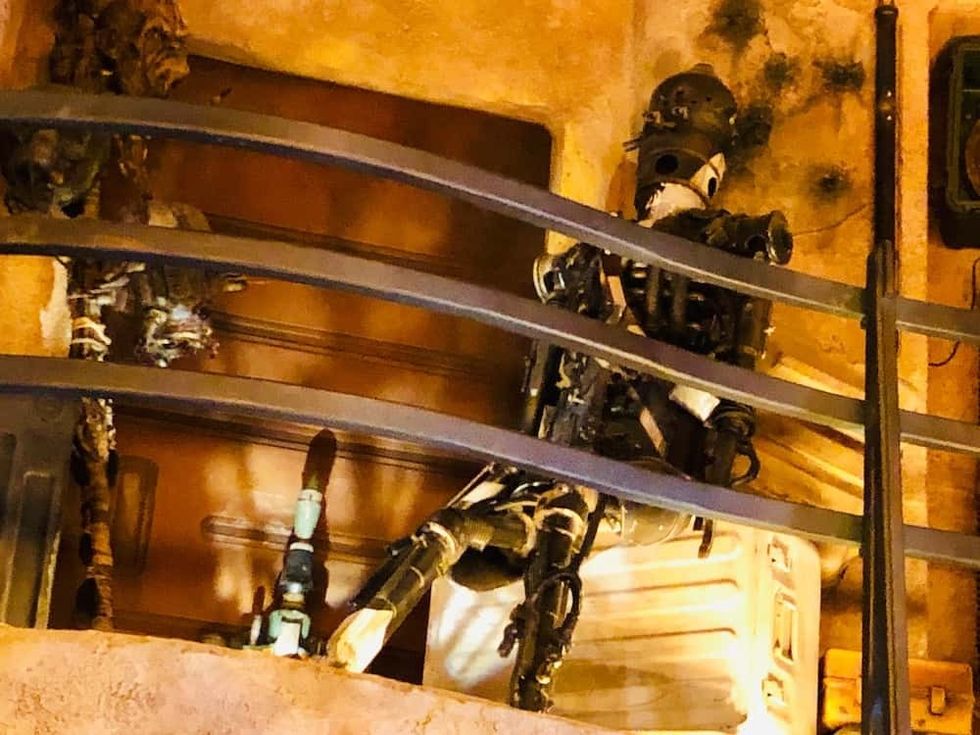 Dok-Ondar's Den of Antiquities Star Wars: Galaxy's Edge Easter Eggs