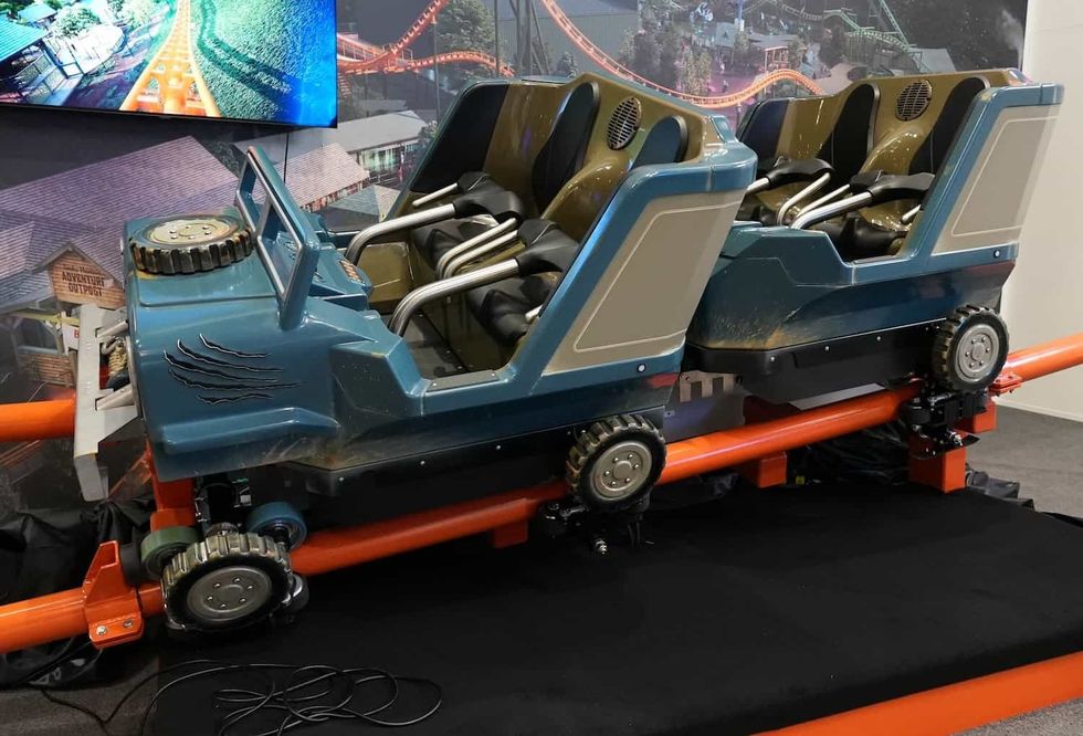 dollywood big bear mountain ride vehicle new coaster 2023