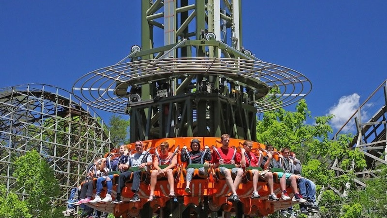 Dollywood Drop Line