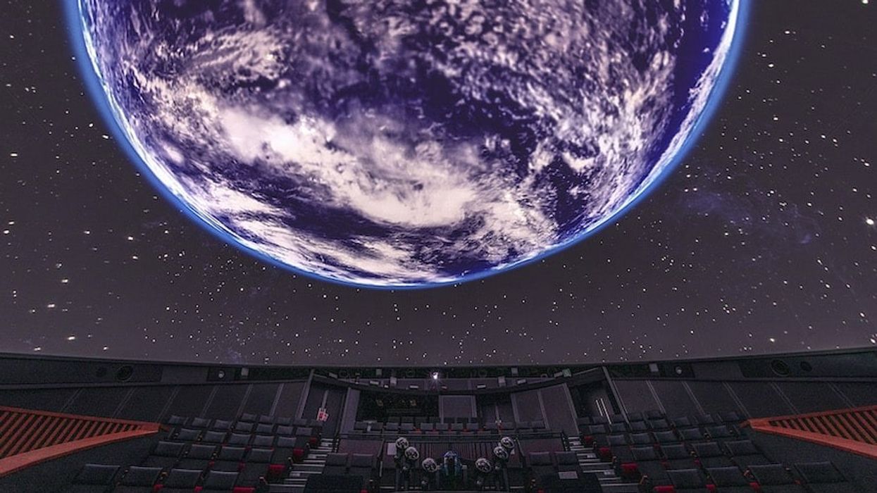 Dome Theater GAIA_Christie Miraiken