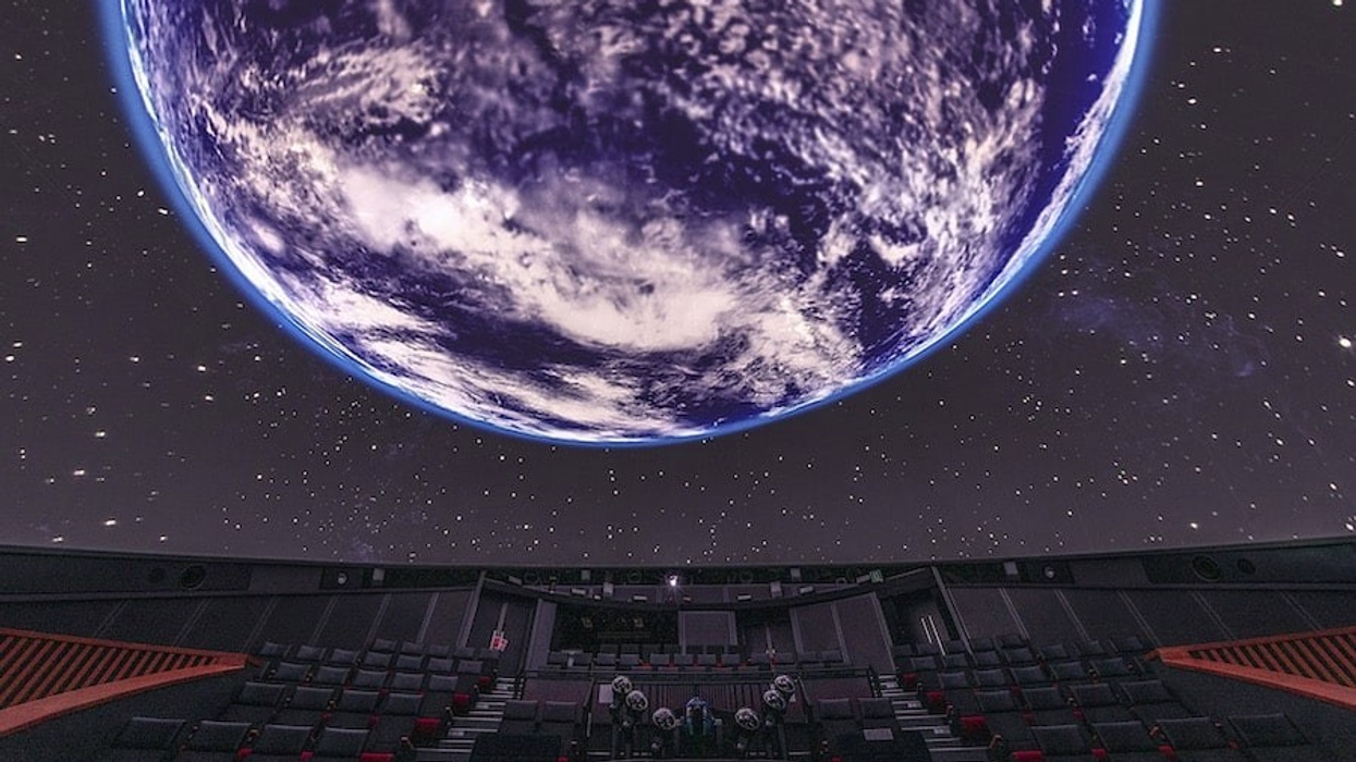 Dome Theater GAIA_Christie Miraiken