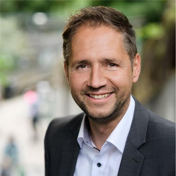 Dr André Stadler