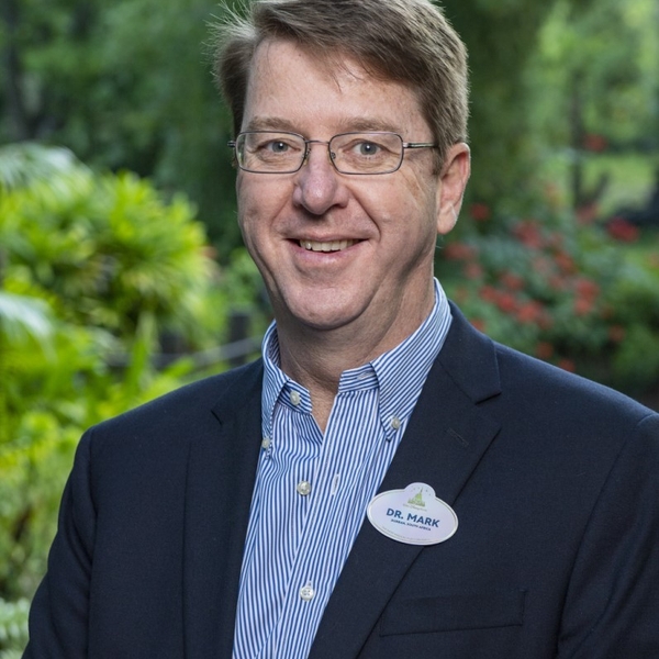Dr Mark Penning