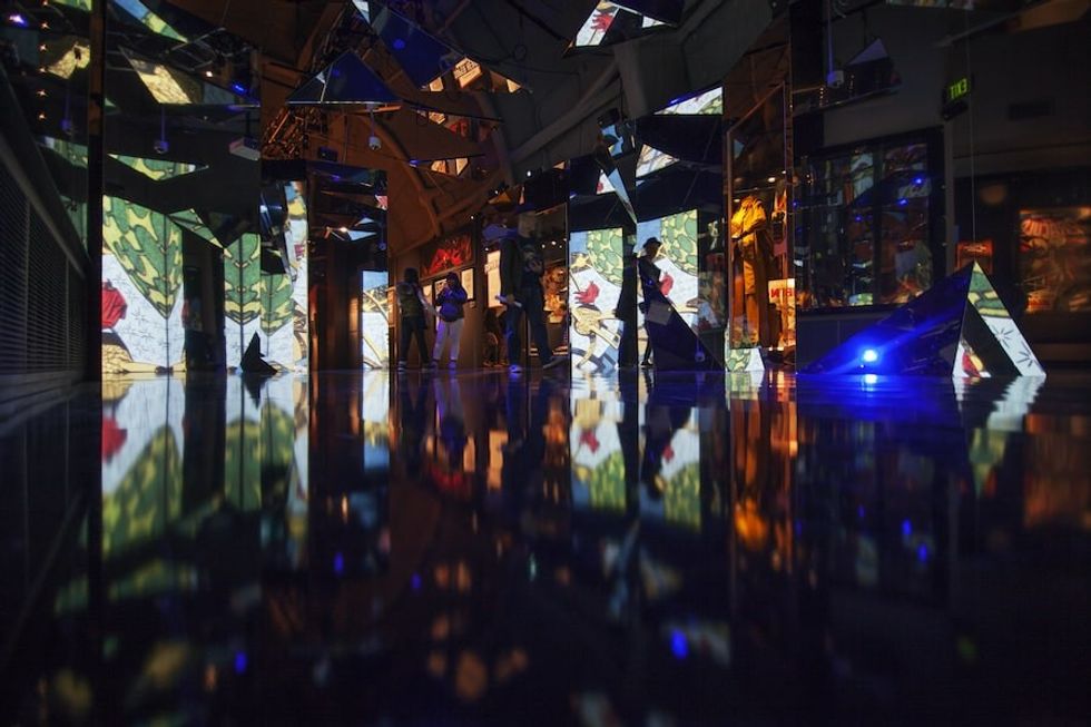 Dr Strange Mirror Room Marvel Universe of Super Heroes