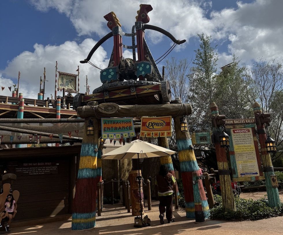 Dragon Racers Rally entrance at How to train your Dragon Universal Epic Universe