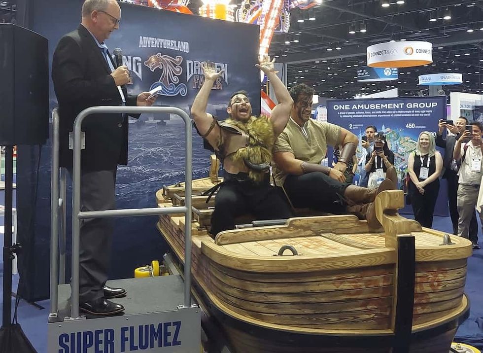 Draken Falls vehicle Zamperla IAAPA Expo 2022