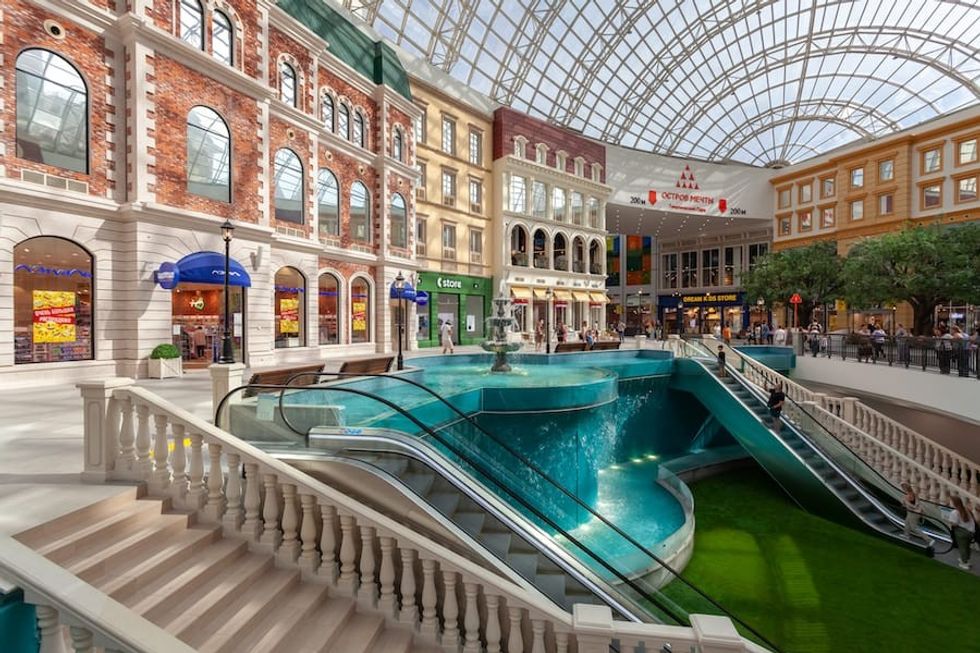 Dream Island Moscow_mall