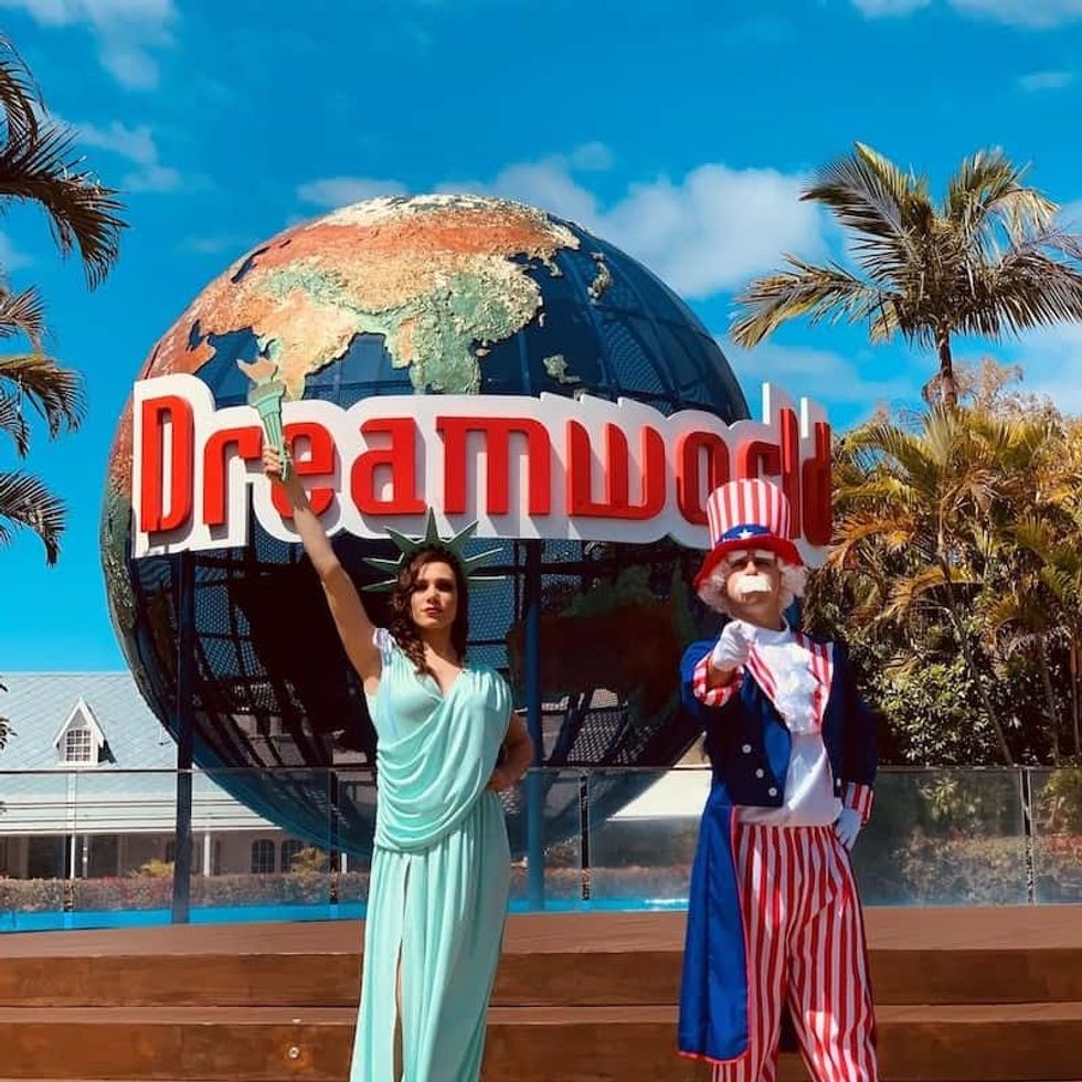 Dreamworld flying theatre flyover america