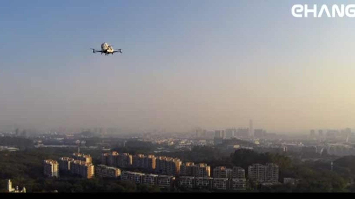 Driverless flying cars Dubai drones