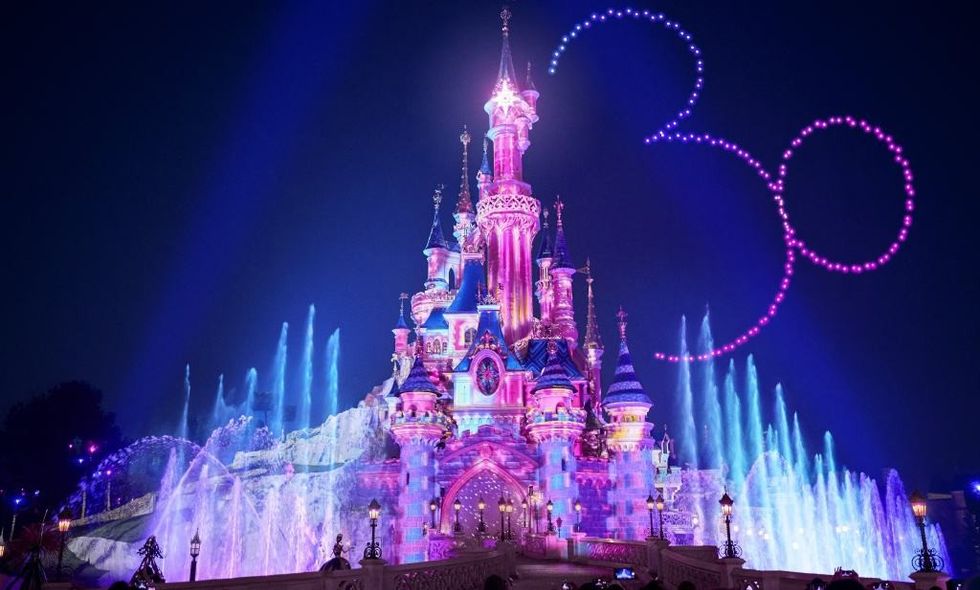 Dronisos drones Disneyland Paris