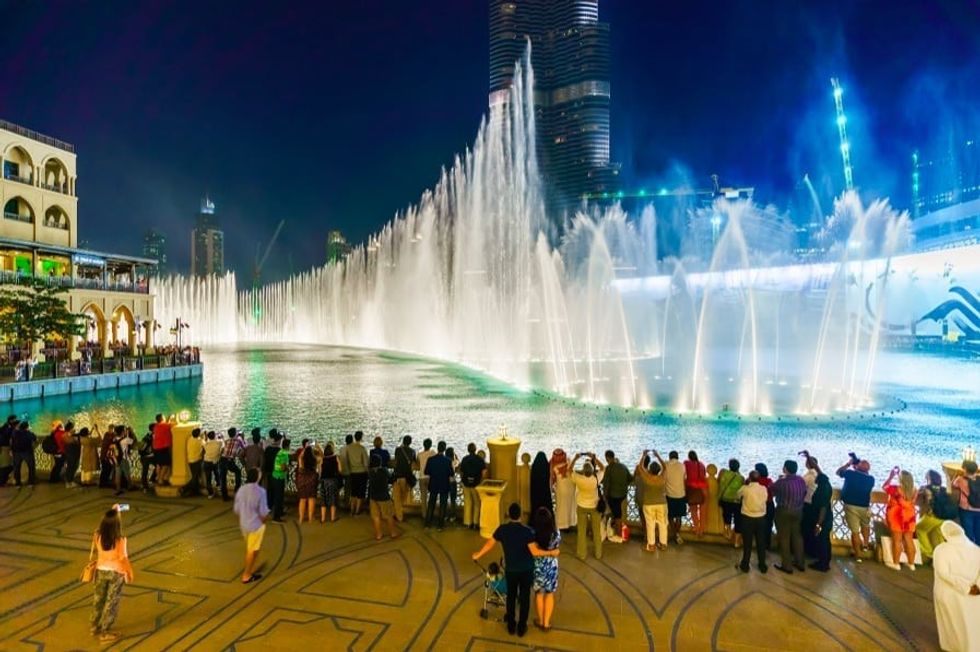 Dubai fountains reinventing spaces