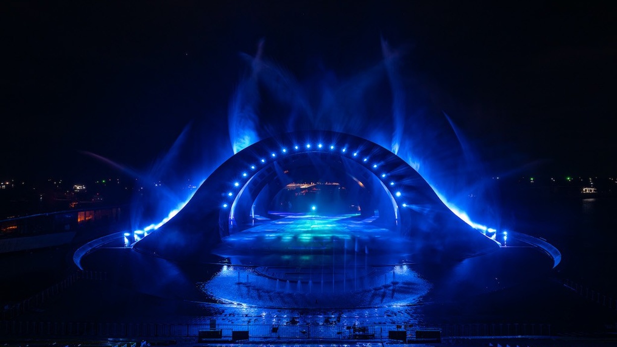 ECA2_PHU-QUOC_Kiss the Stars show