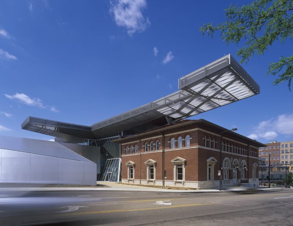 ECP FCI Akron Art Museum Exterior with 1899 Building Akron, Ohio. Photo Credit Akron Art Museum.