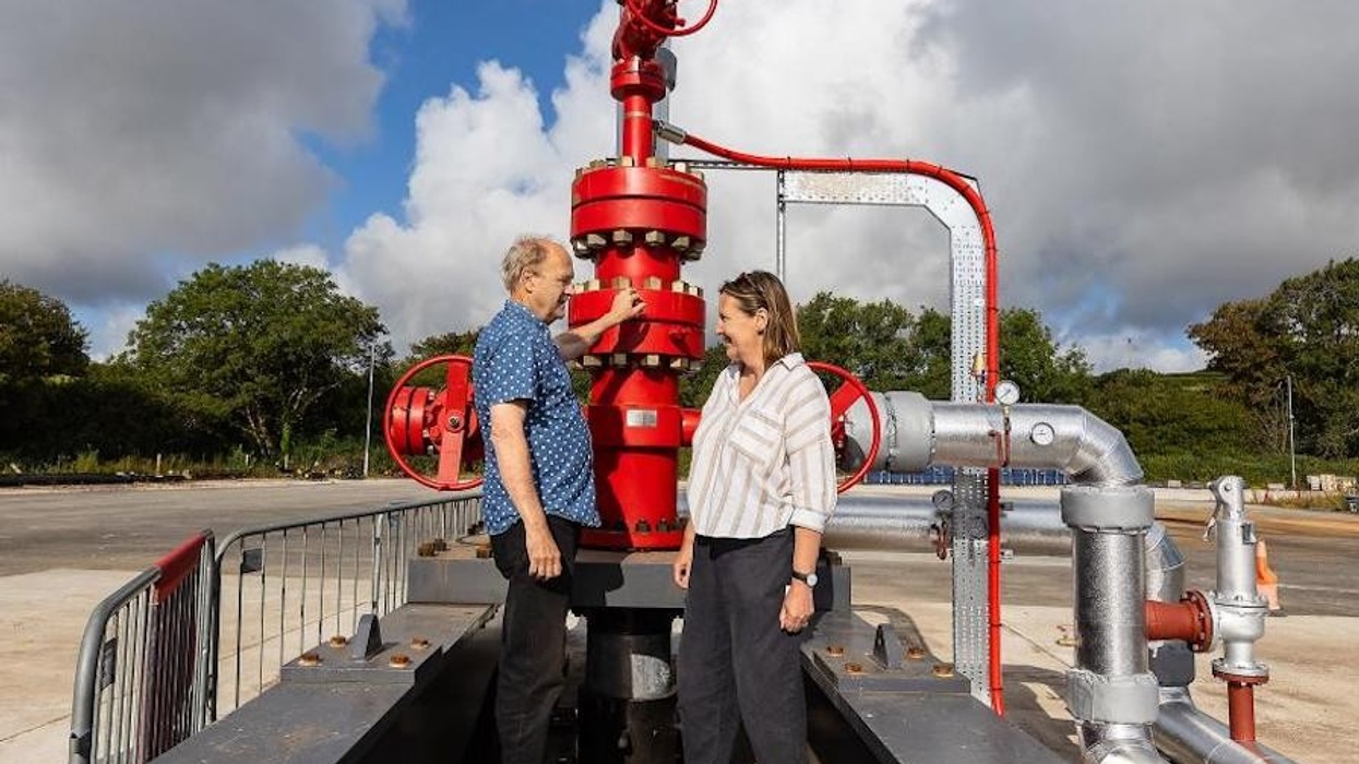 eden project deep geothermal heat system