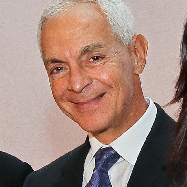 Eduardo-Costantini-headshot.