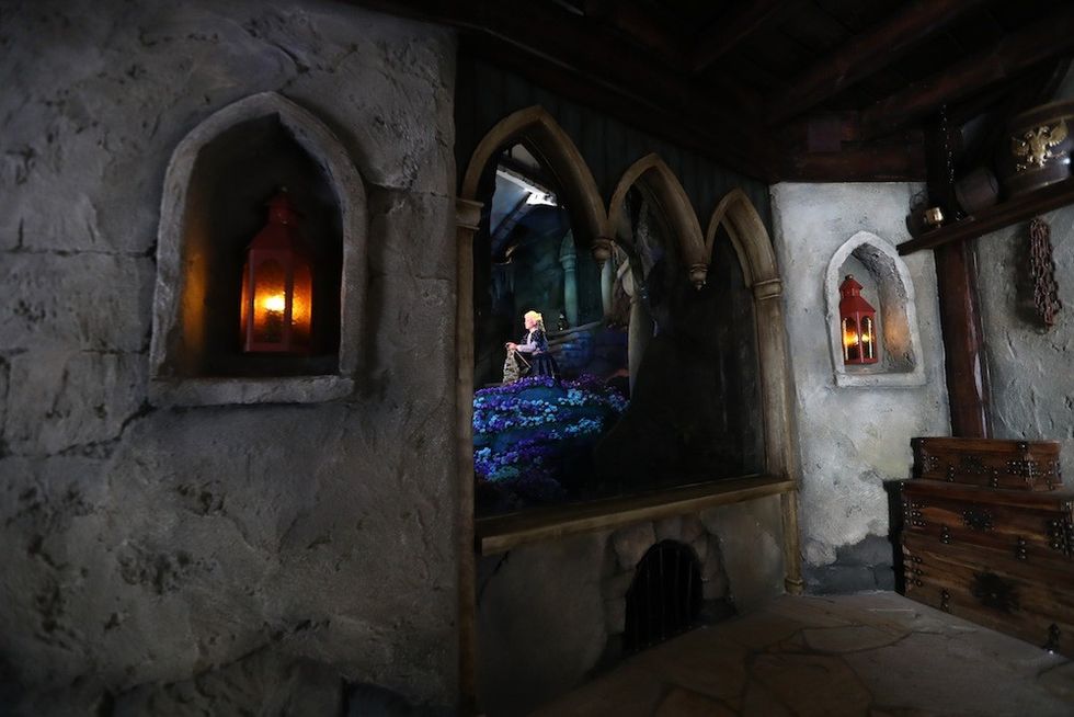 Efteling Six Swans themed scene