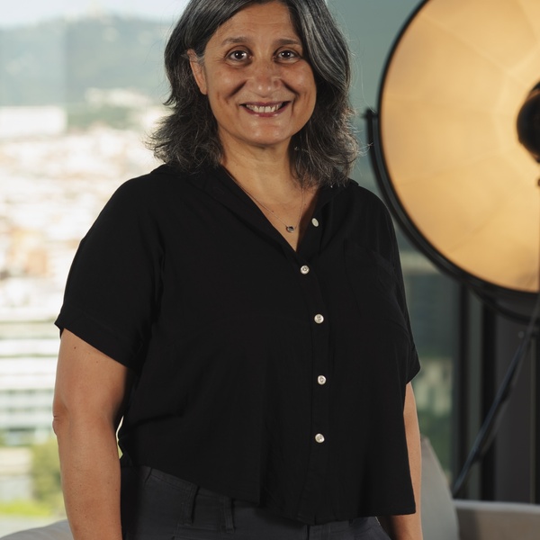 Elisabet Pons headshot