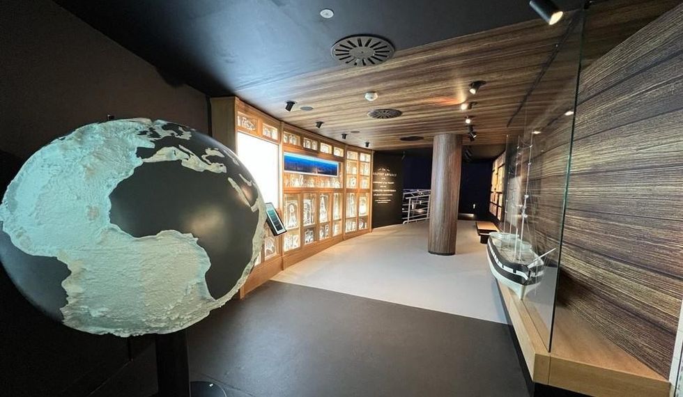 Elmwood Projects Dynamic Earth gallery