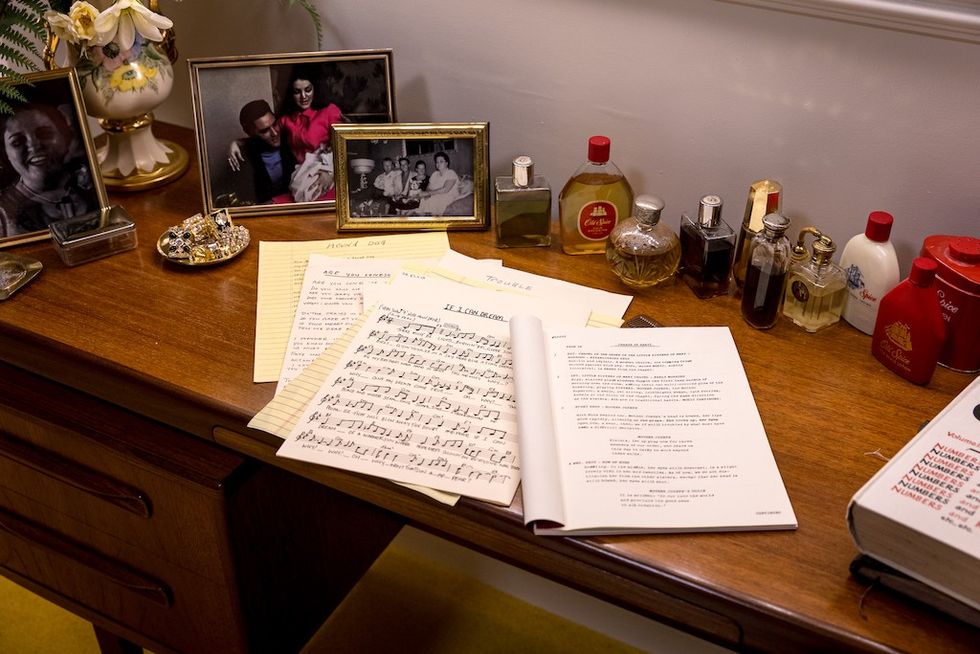 Elvis Evolution dressing table