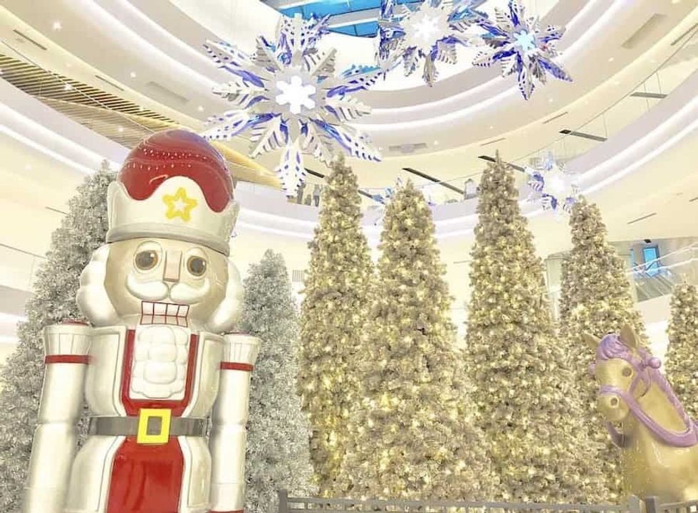 Enchanted Snowflake Experience Mall of America