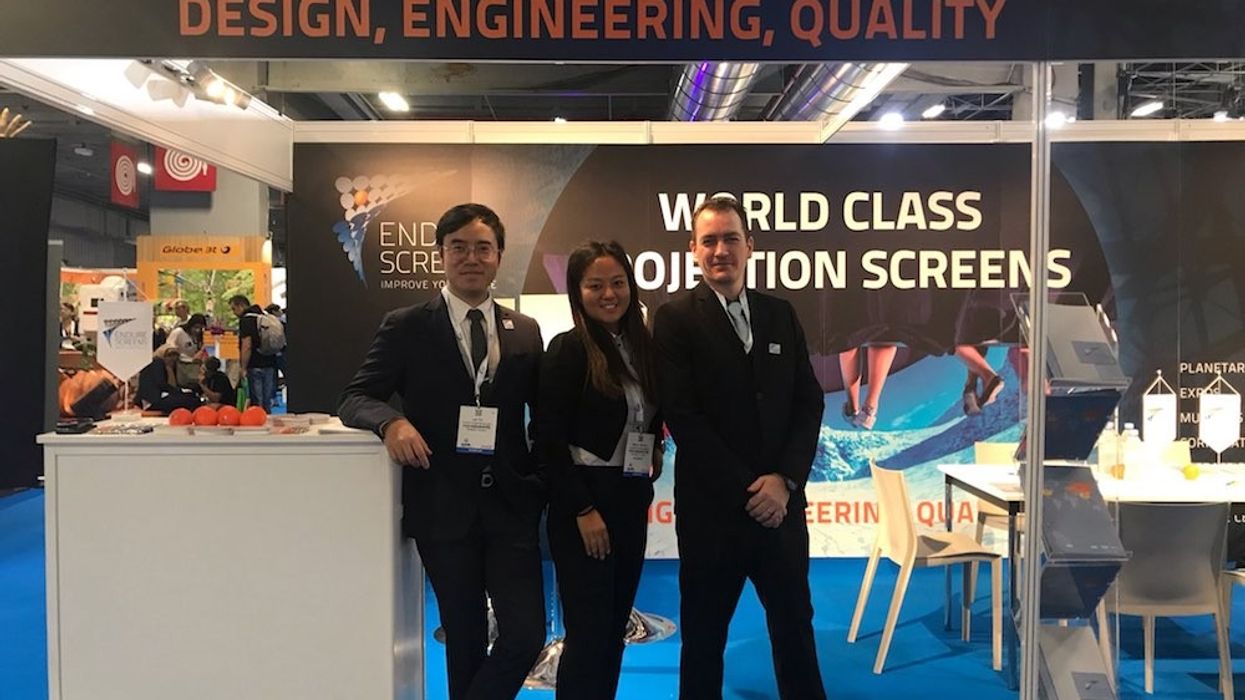 Endurescreens IAAPA Paris team