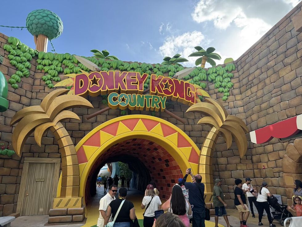 Entrance to Donkey Kong Country Super Nintendo World, Universal Epic Universe