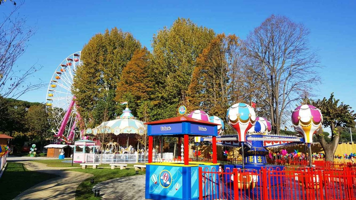 EOS Rides provides family spinning coaster and more to Rome's Luneur theme park