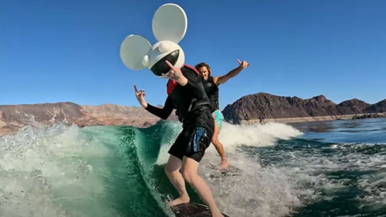 EpicSurf deadmau5 surfing