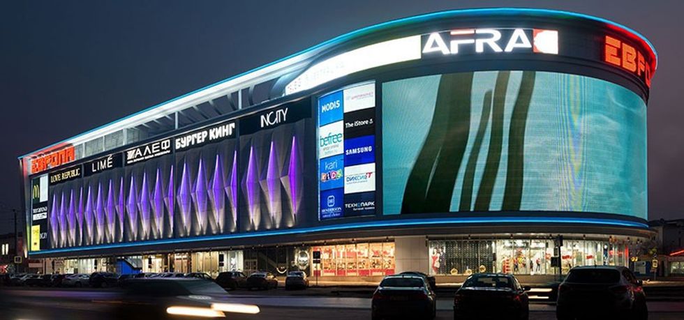 Europa_kursk-outdoor-side-view play ventura