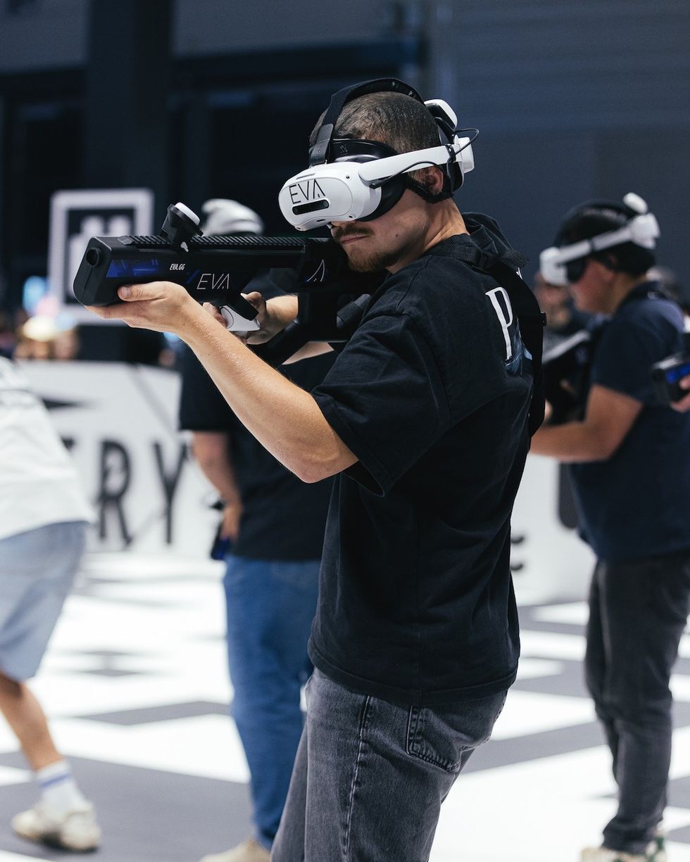 EVA VR players