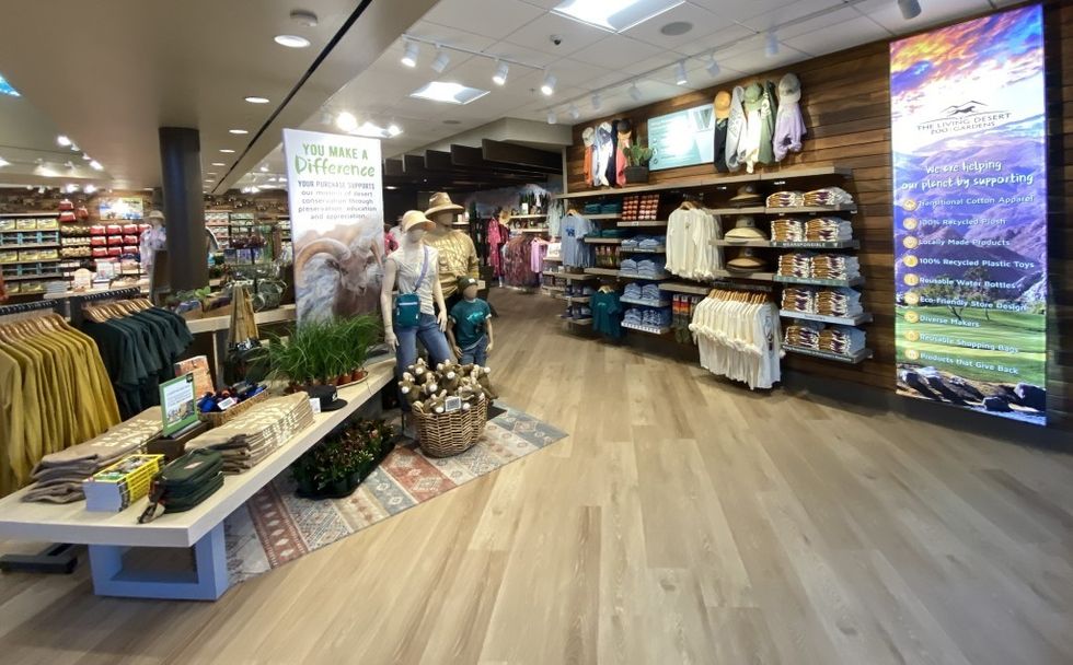 Event Network Living Desert Zoo and Gardens retail