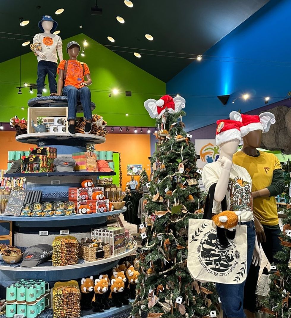 Event Network Zoo Knoxville Christmas display