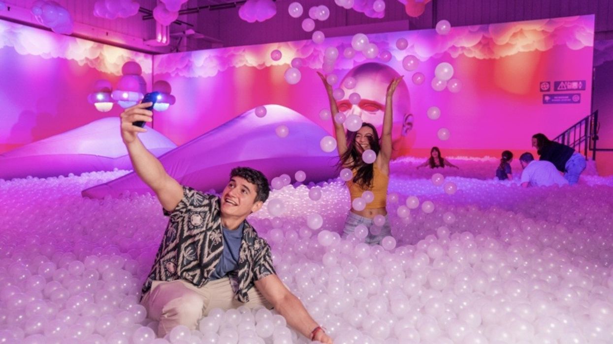 Exhibition Hub Bubble Planet