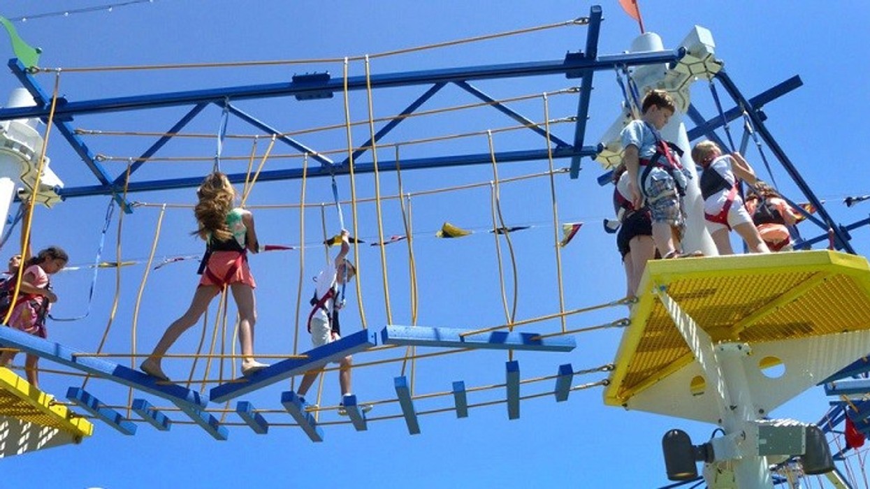 Expedition Carnival Breeze Ropes Course Inc Sky Trail ®