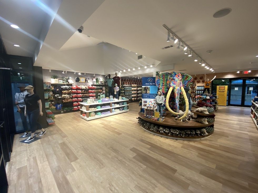 Explorer Store Atlanta Zoo