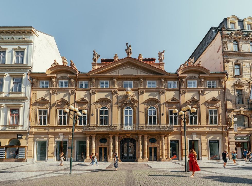 Exterior view of the Savarin Palace, Na Příkopě Street, Prague,</p><p>© Crestyl</p>