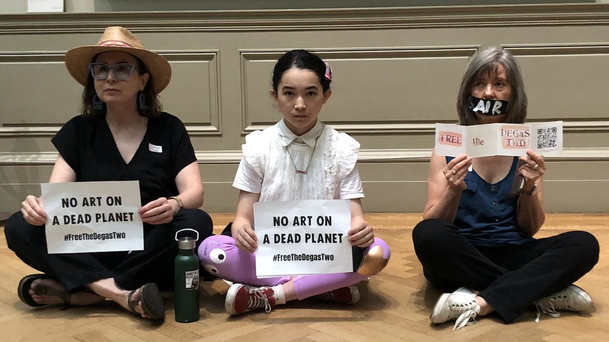 extinction rebellion met museum protest