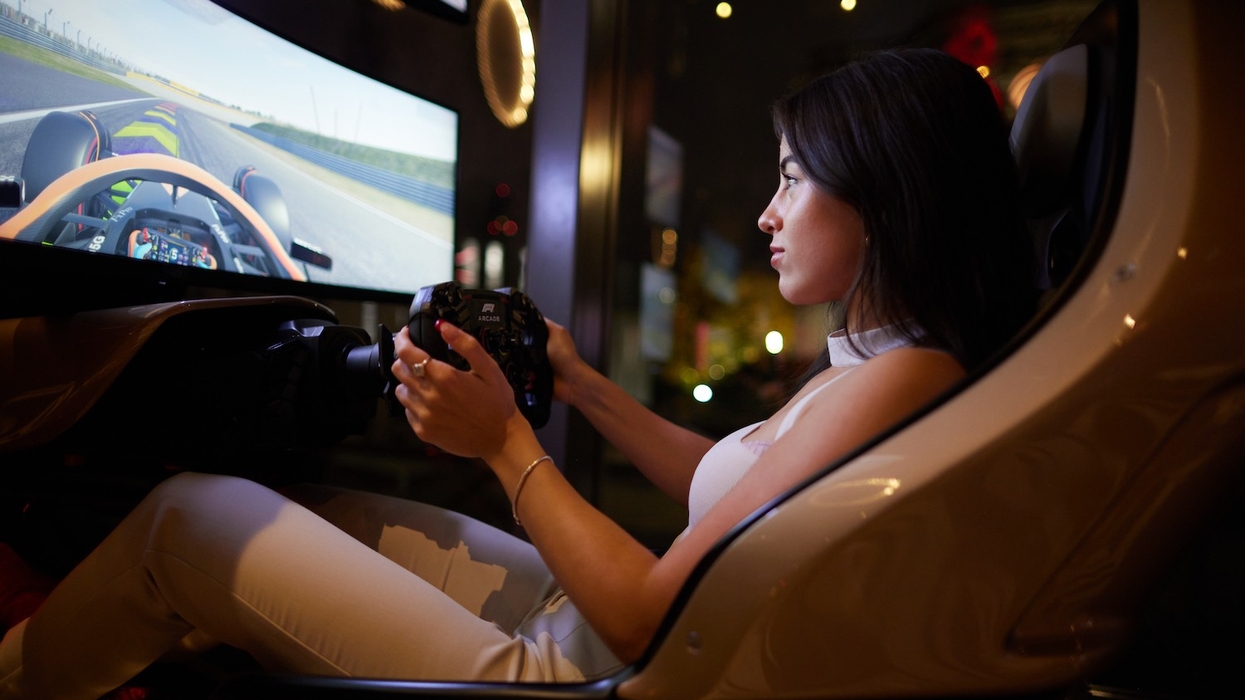 f1 arcade simulator
