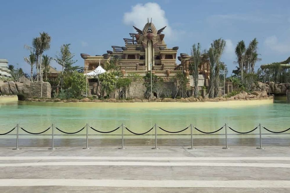 Falcons-Creative-Atlantis-Sanya