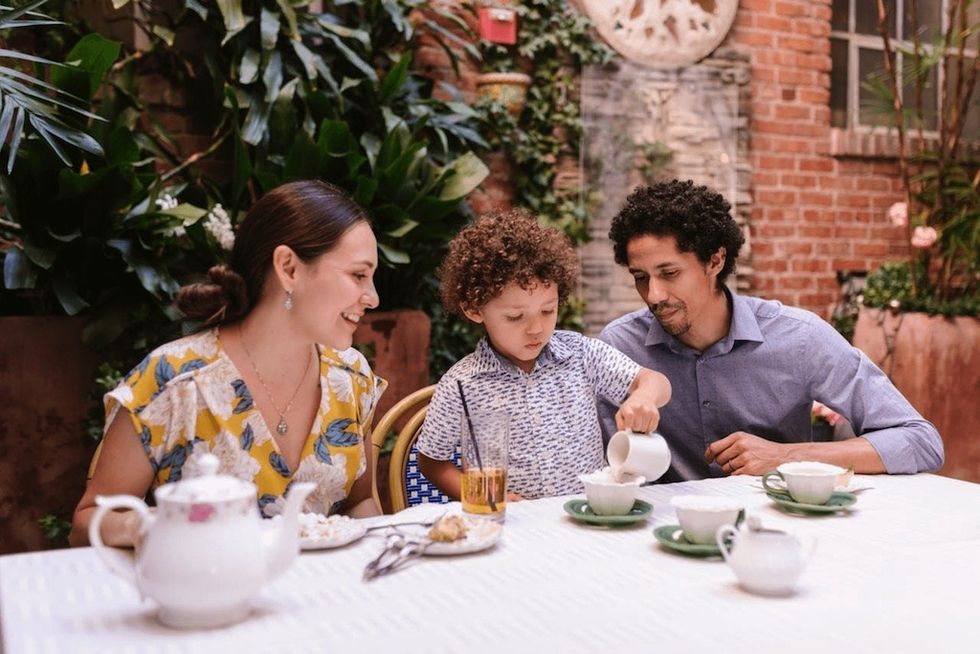 familiy drinking tea