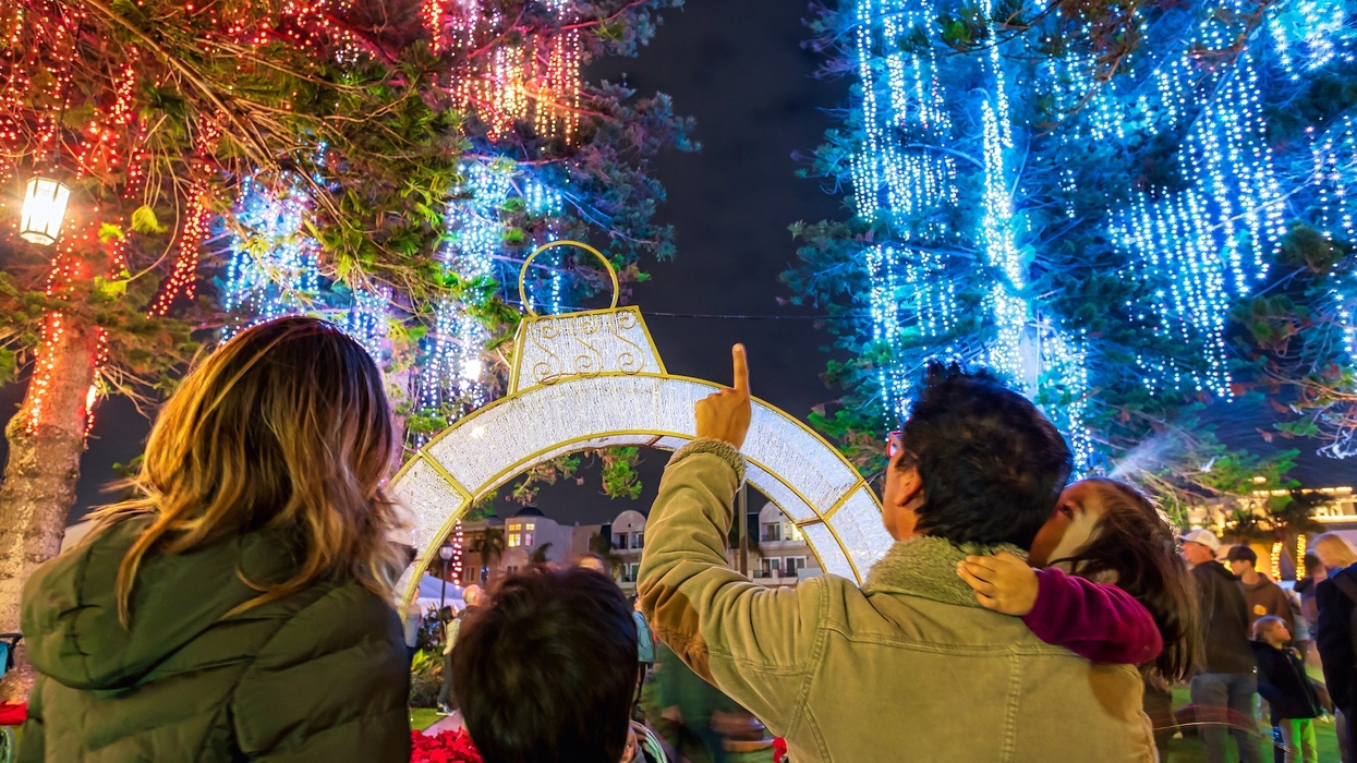 Family & Light Show – Hotel Del Coronado