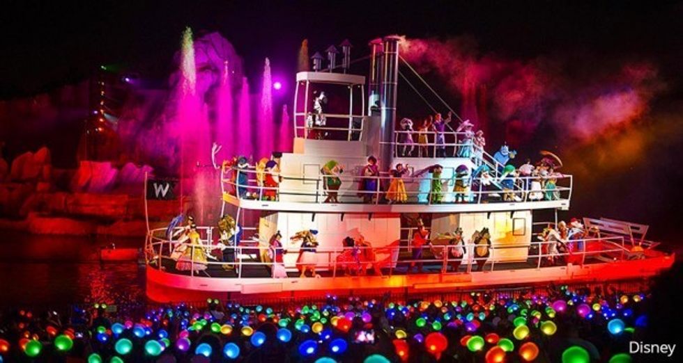 Fantasmic Disney shared experiences