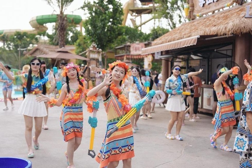 Fantawild Oriental Legend Ziyang performers