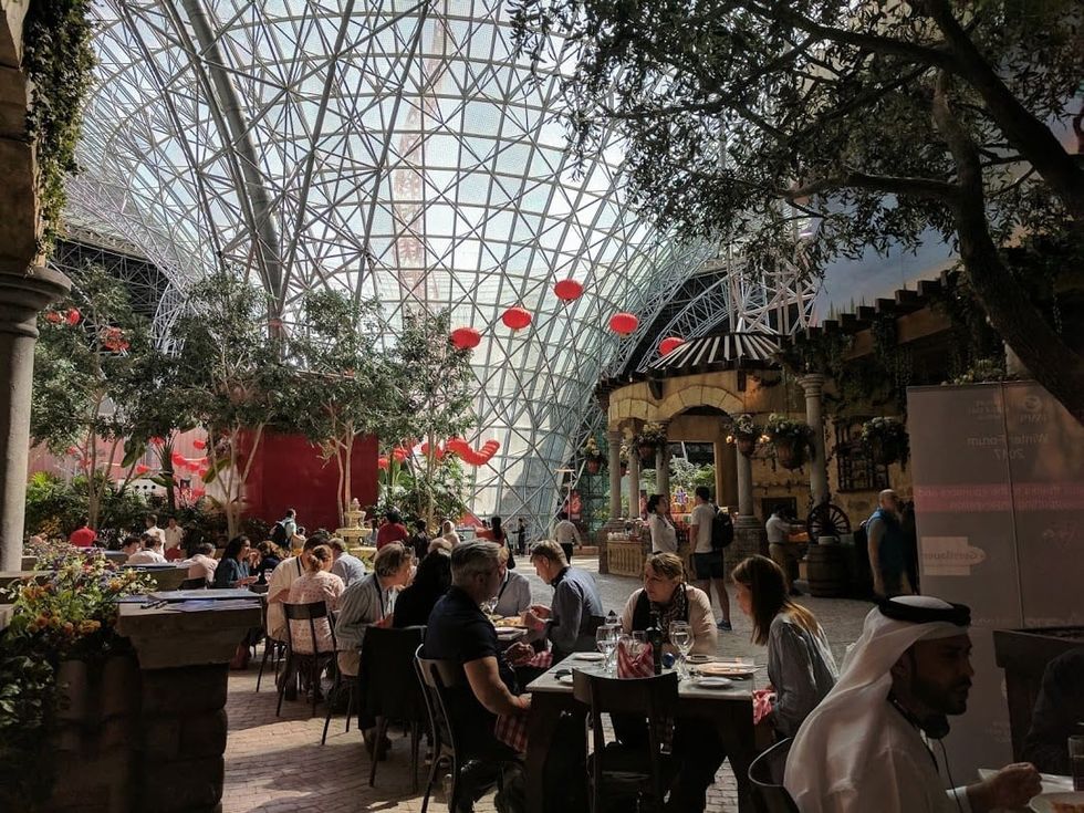 ferrari world abu dhabi blooloop