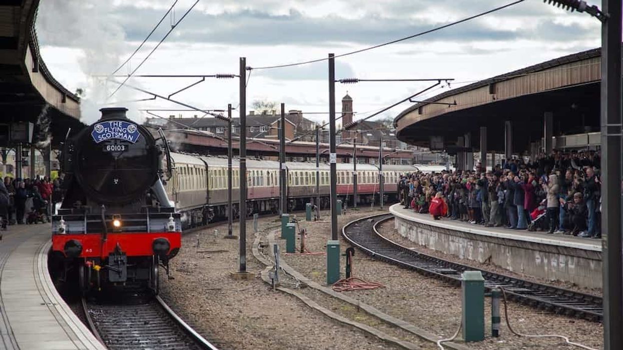 Flying Scotsman's 2016 inaugral run at York station