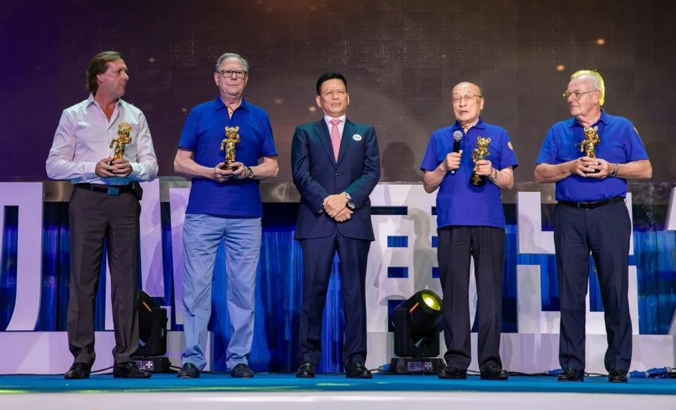 FORREC Van Tam Chimelong 30 Anniversary