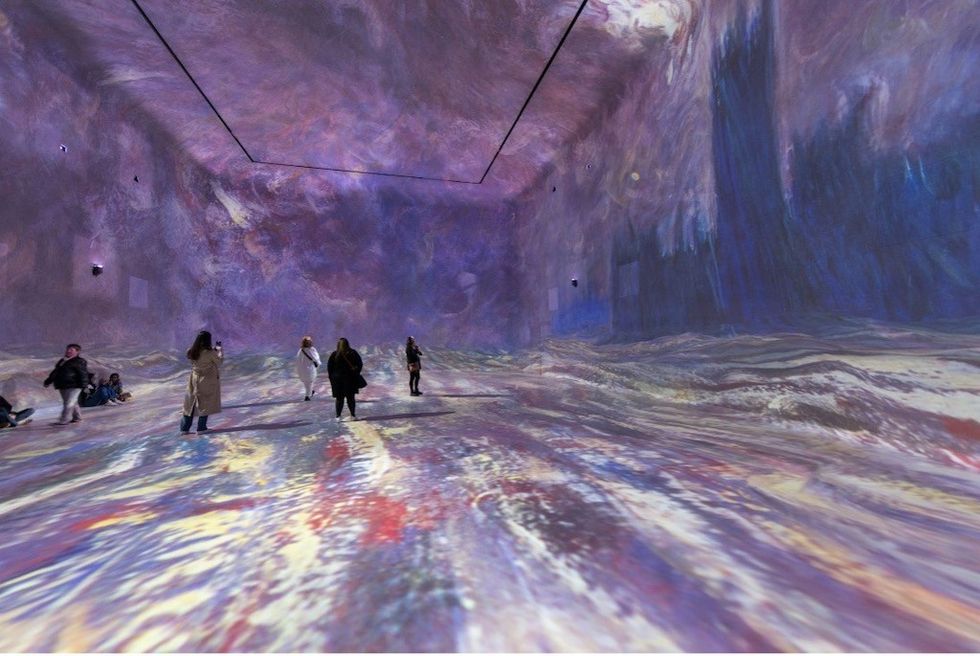 Frameless future of projection mapping